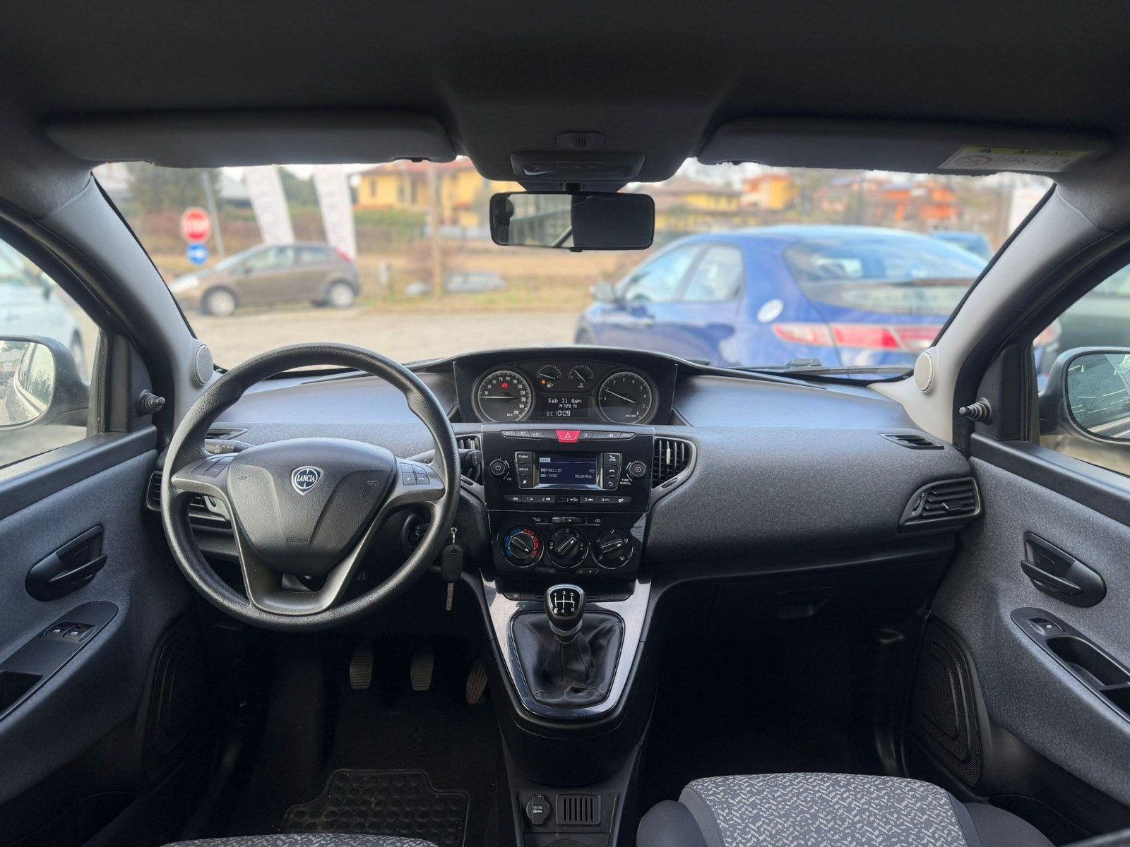 Lancia Ypsilon – foto 8